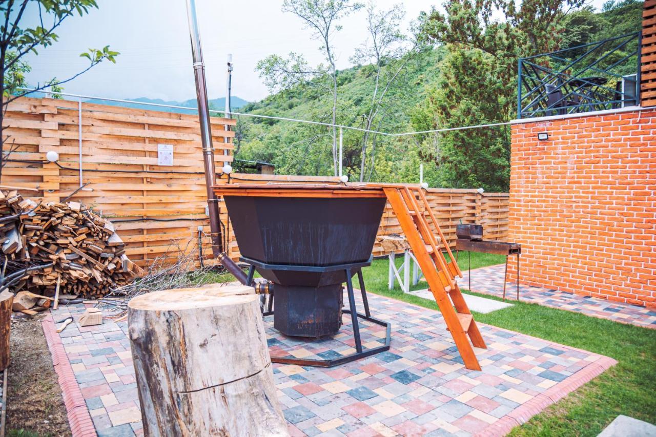 Nasha Dacha Villa Almaty Exterior photo